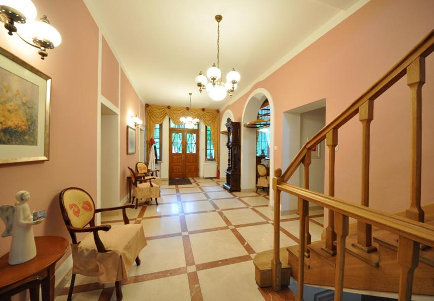 Willa Raj Nałęczów Extérieur photo